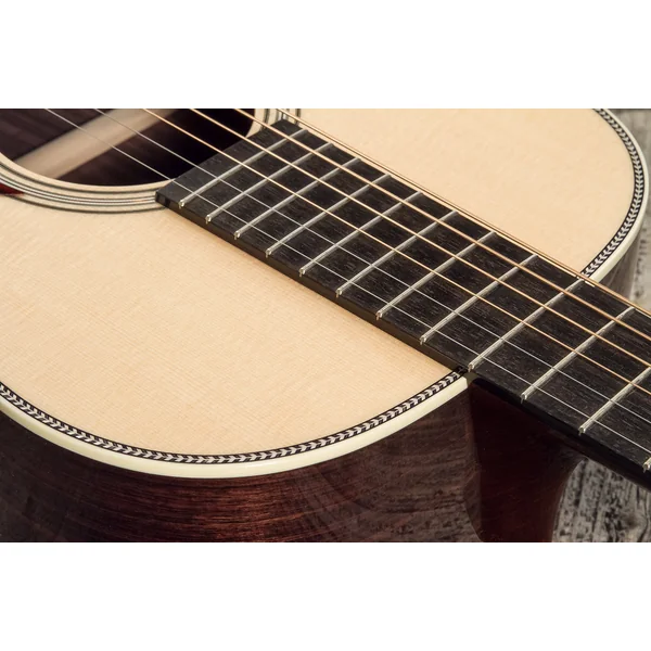 002H 12-Fret #33752 - natural high gloss