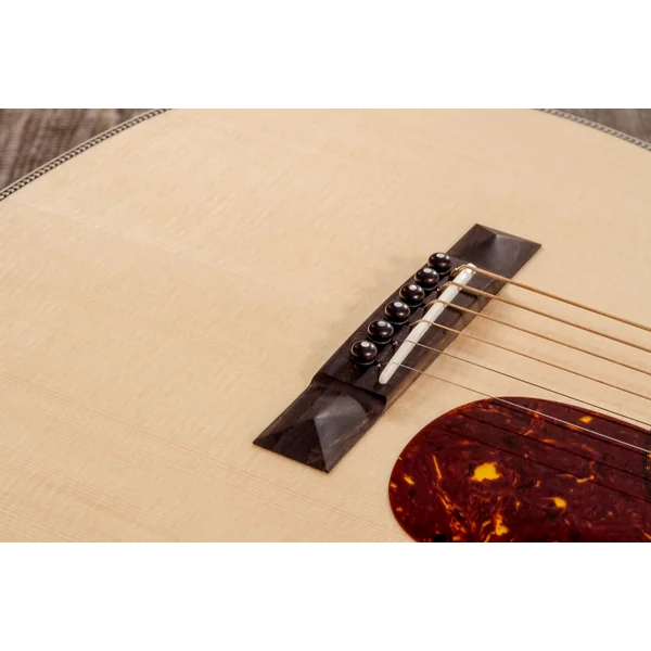 002H 12-Fret #33752 - natural high gloss