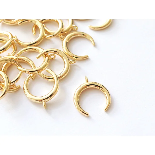 1 pendentif corne croissant de lune - doré à l'or fin 18K