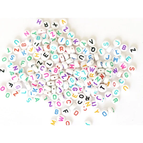 200 perles lettres alphabet rondes multicolores