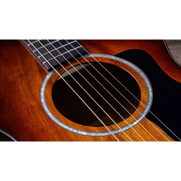 222ce-K DLX - shaded edgeburst