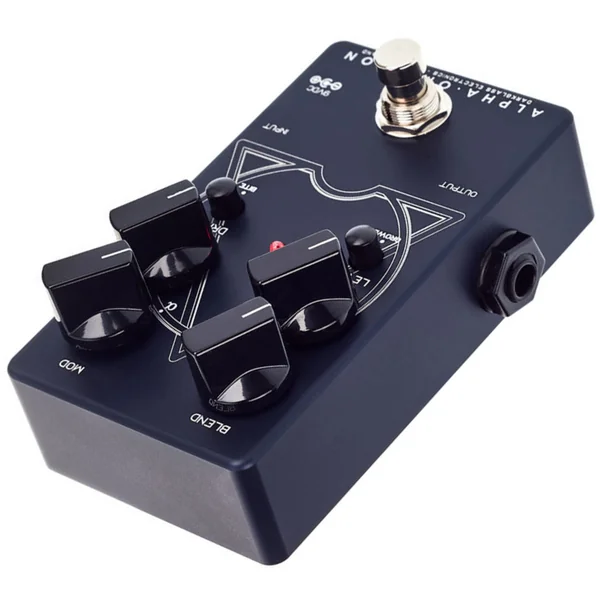 Alpha·Omicron Bass Distorsion