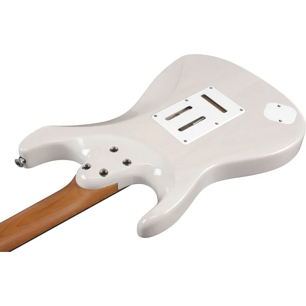 AZ2204N AWD Prestige Japan - antique white blonde