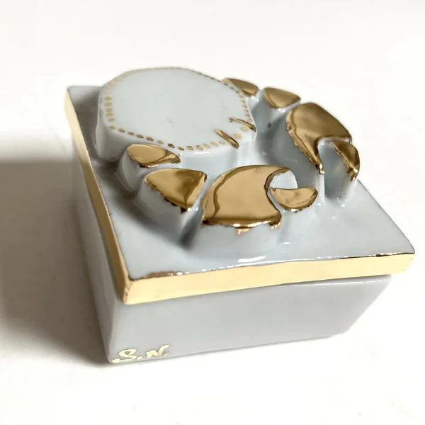 Boite à bijoux "Cancer" en porcelaine