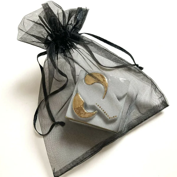 Boite à bijoux "Taureau" en porcelaine