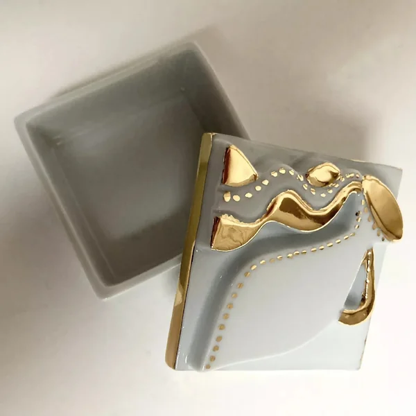 Boite à bijoux "Verseau" en porcelaine
