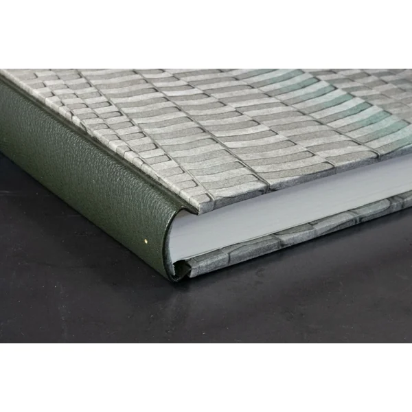 Cahier dos cuir série papiers à la colle