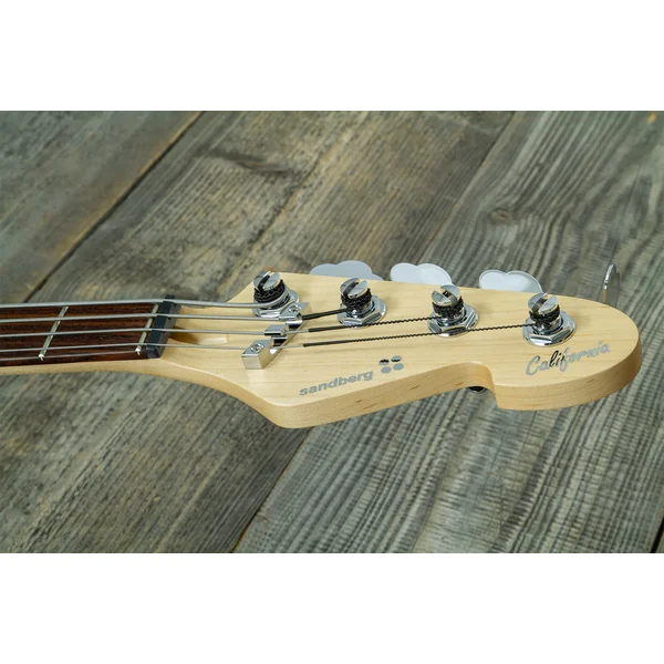 California VM 4-String (Abalone Dots, RW) - highgloss black