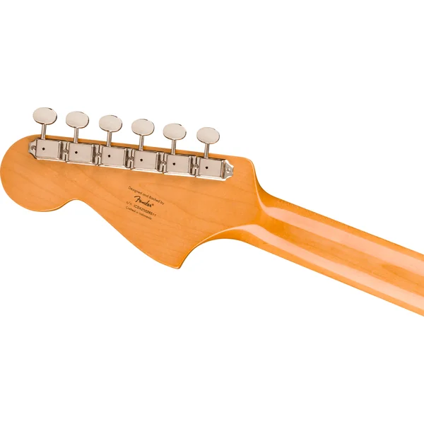 Classic Vibe Bass VI Ltd - candy apple red w/ matching headstock