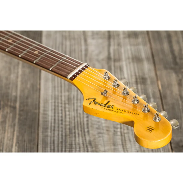 Custom Shop 1962/63 Stratocaster - journeyman relic olympic white