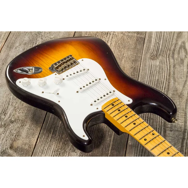 Custom Shop 70th Anniversary 1954 Stratocaster Ltd #XN4193 - journeyman relic wide-fade 2-color sunburst