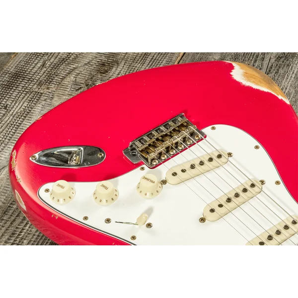 Custom Shop Late 1964 Stratocaster #CZ575557 - relic aged fiesta red