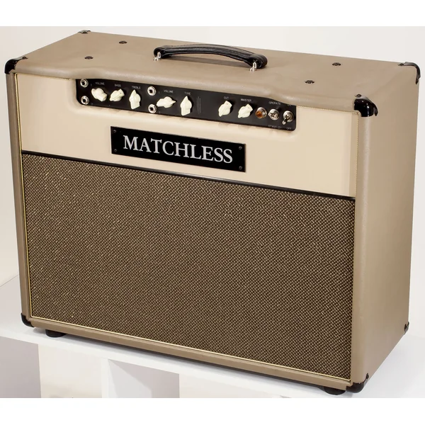 DC-30 - Cappuccino/Gold
