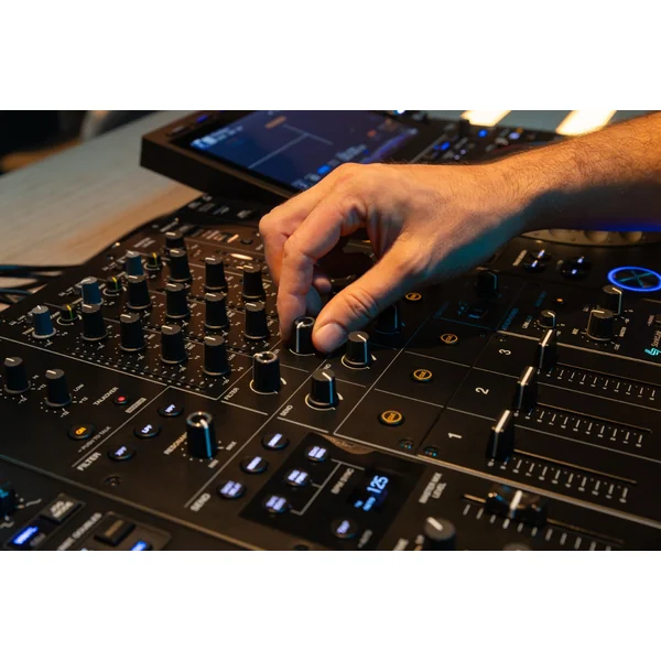 DJM-V5