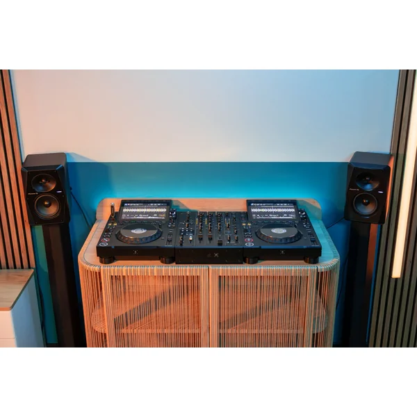 DJM-V5