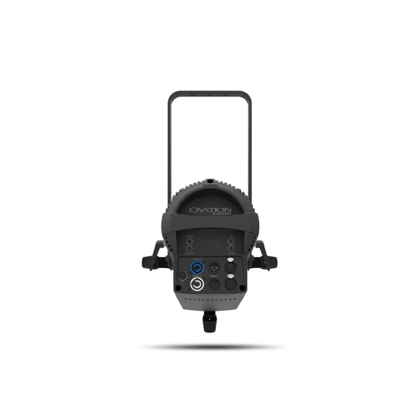 Découpe led Ovation E-930VM Chauvet Pro 2800K à 8000K