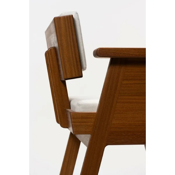 Fauteuil F-02