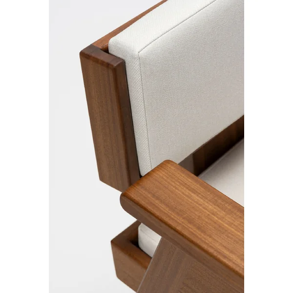 Fauteuil F-02