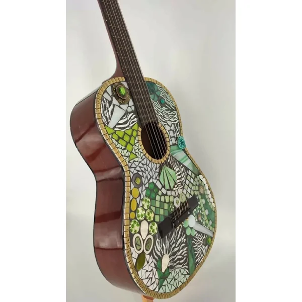 Guitare "Le vert en clé de sol"
