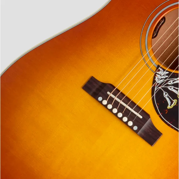 Hummingbird Faded - heritage cherry sunburst