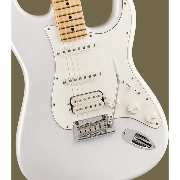 Juanes Stratocaster - luna white