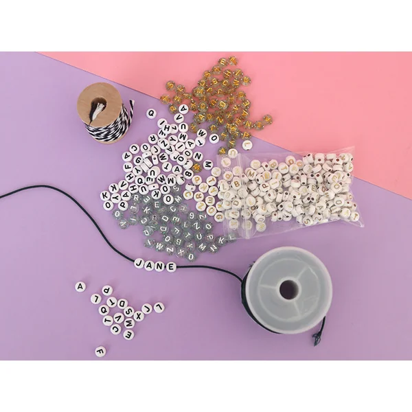Lot de 200 perles rondes - Lettres alphabet noires