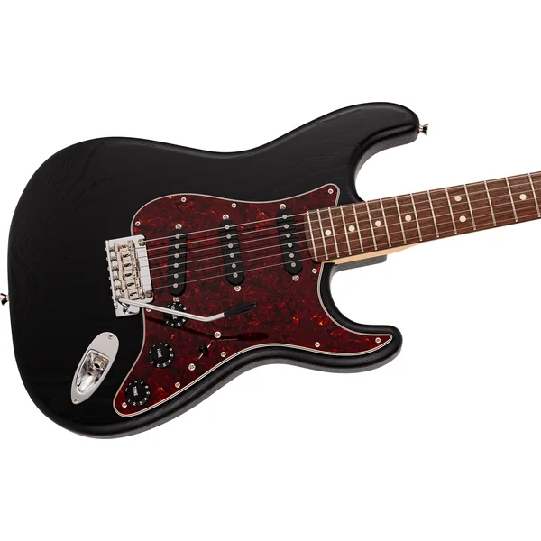 Made in Japan Stratocaster Raw Ash Ltd - black