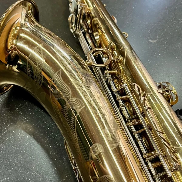 Occasion - Saxophone Ténor Mark VII Verni Gravé, Clétage Argenté - Selmer