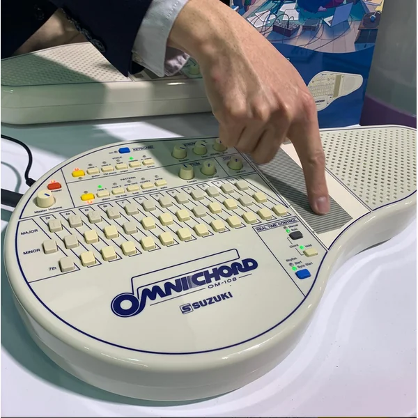 Omnichord OM108