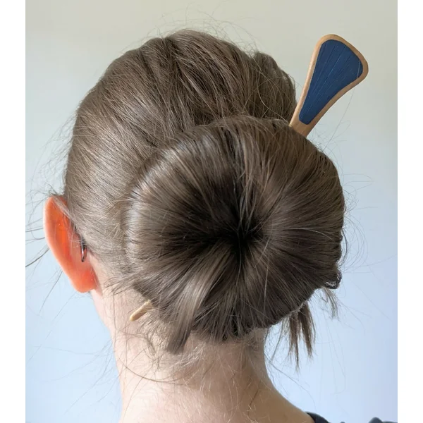 Pic à chignon / cheveux avec Marqueterie de Paille bleue