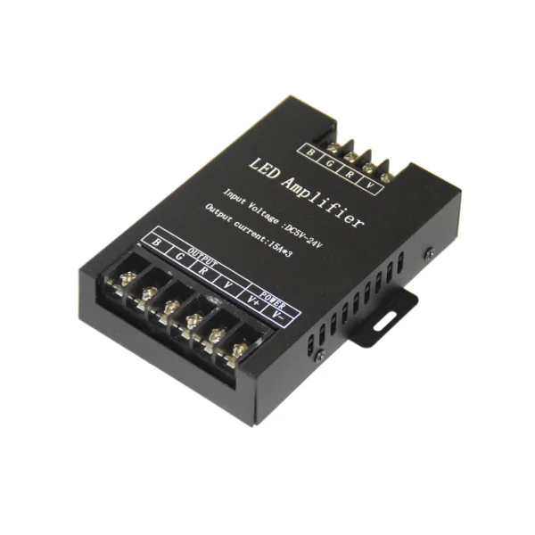 Repeteur pour ruban de led RVB 5 à 24V 3 X 15A