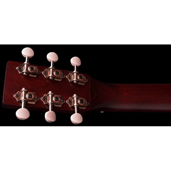Roadhouse Parlor A/E - tennessee red