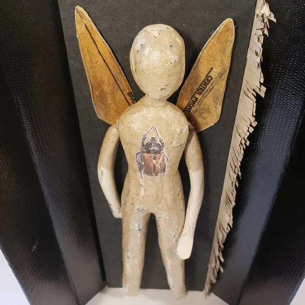 Sculpture papier Poup'éphémère
