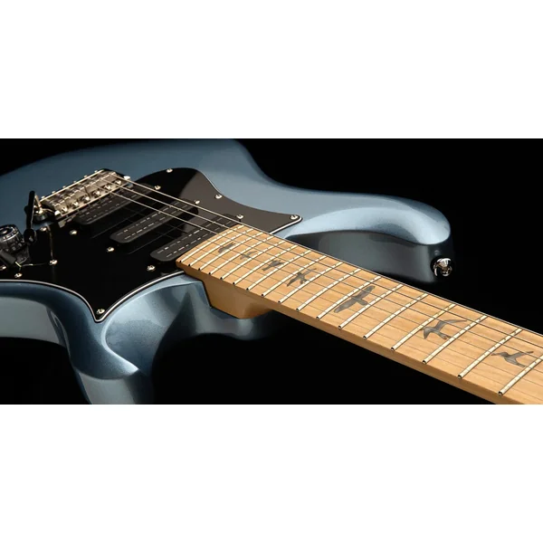 SE NF3 Maple - ice blue metallic