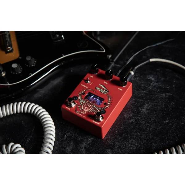 Silt Harmonic Tube Fuzz Red