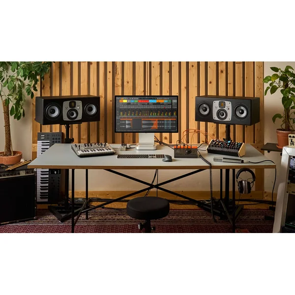 Studio Producer (Upgrade from 8-Track)