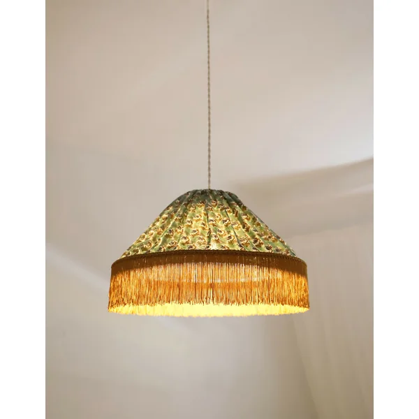 Suspension Bella “bohemian flora” : luminaire bohème chic à frange, fabriqué en France