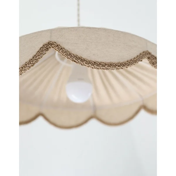 Suspension "Cosette" en Tissu Uni Beige Classic - Abat-jour Festonné Style Vintage Made in France