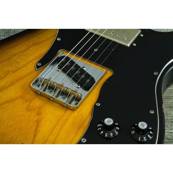 Trad T #43591 - aged 2 tone sunburst