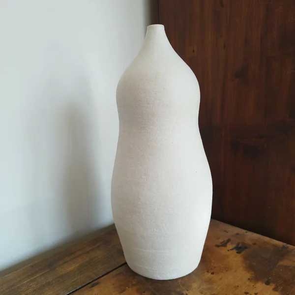 Vase en céramique - Source