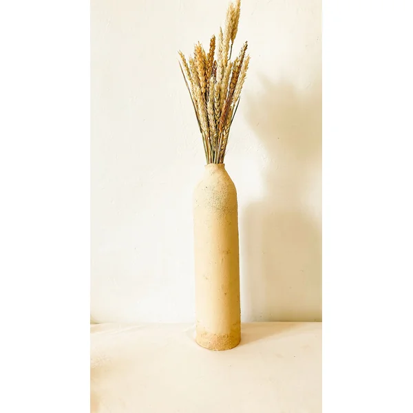 Vase en grès brut et or